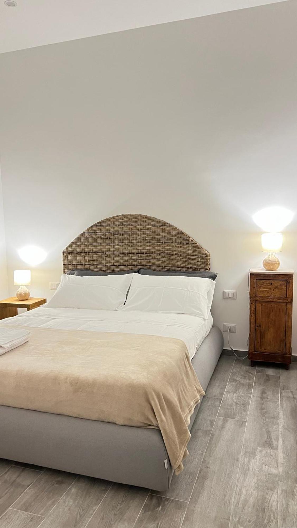 Dimora Donna Vitalia Apartments Trapani Kültér fotó