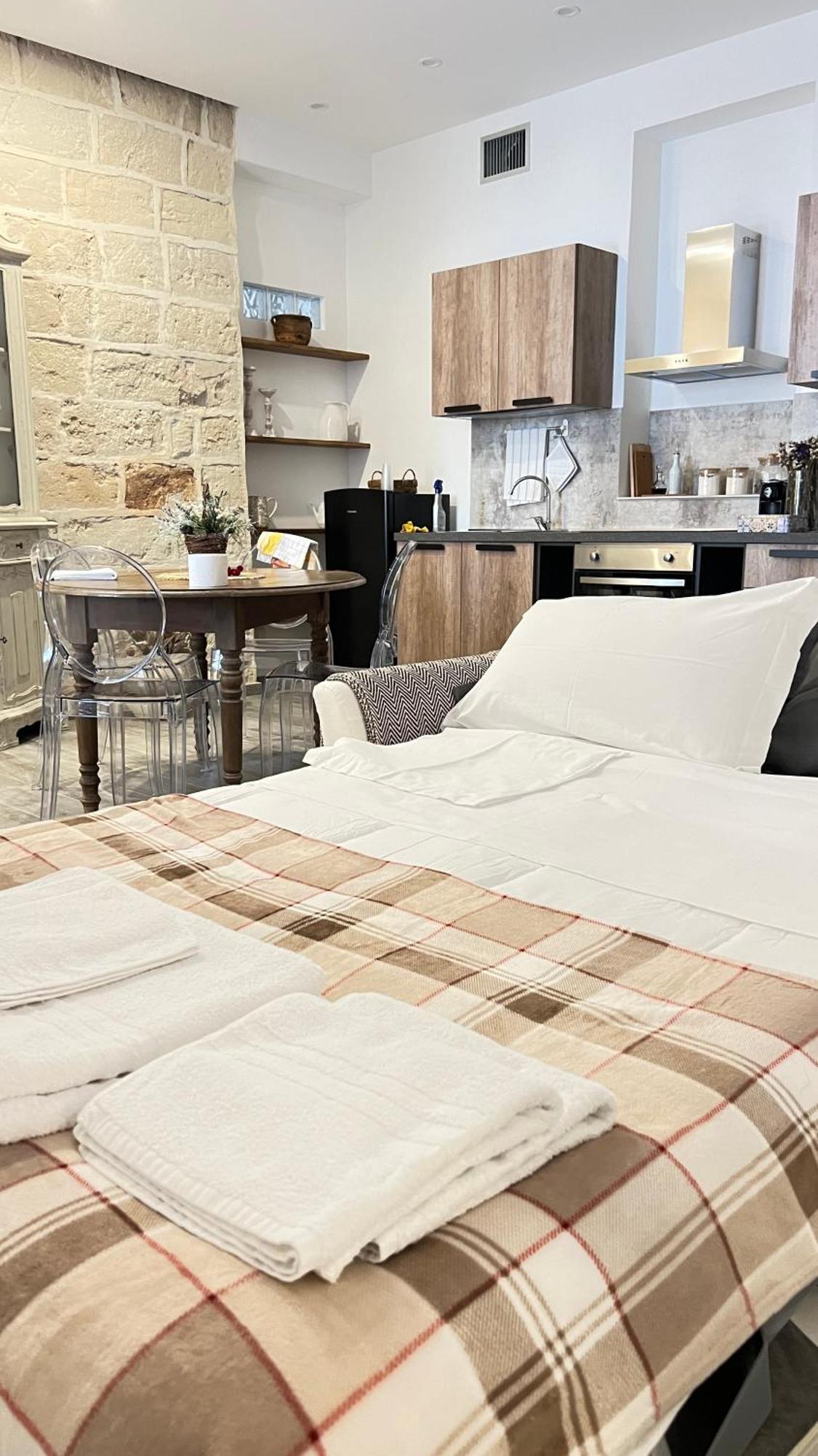 Dimora Donna Vitalia Apartments Trapani Kültér fotó