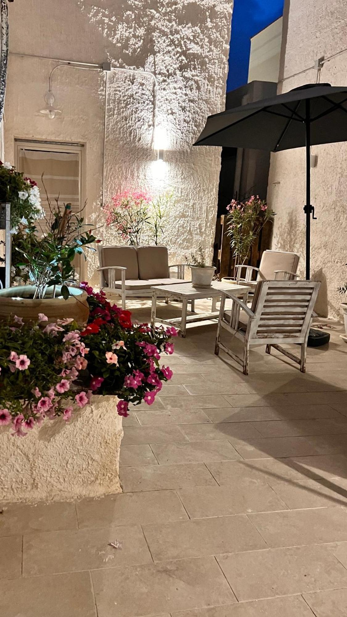 Dimora Donna Vitalia Apartments Trapani Kültér fotó